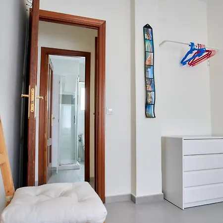 Work & Pet Friendly Urban Flat Close To The Beach * Las Palmas de Gran Canaria